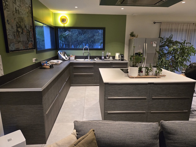 cuisine équipée sur mesure Saint-Quentin-la-Poterie - SB Cuisines et Design cuisine équipée sur mesure Saint-Quentin-la-Poterie - SB Cuisines et Design